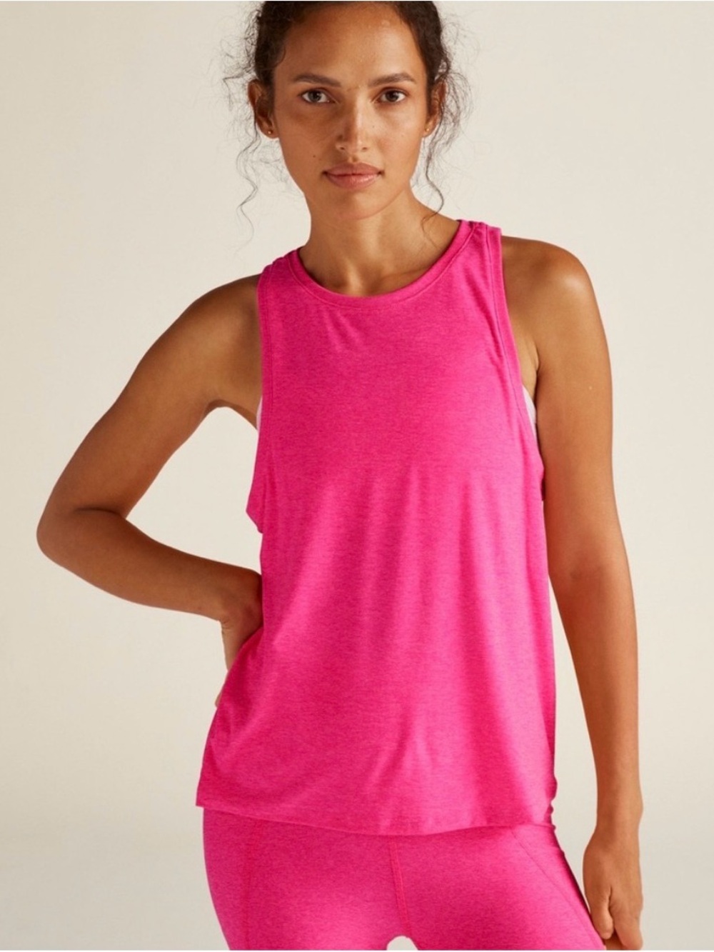 Beyond Yoga featherweight Vibrant Pink Muscle Tank Large NWOT